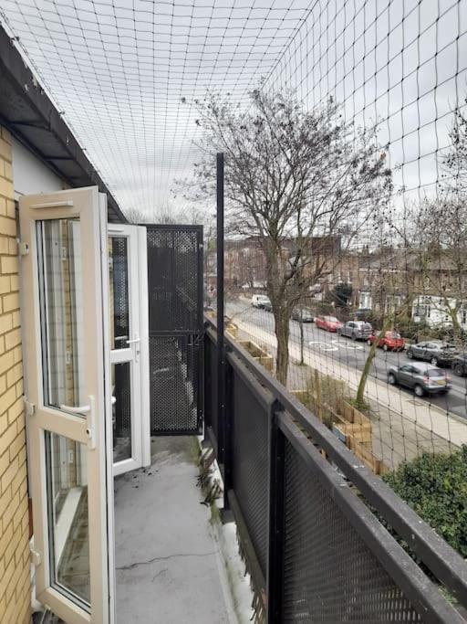 Wilmot Close London Luaran gambar