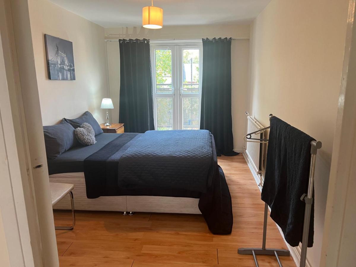 Wilmot Close London Luaran gambar